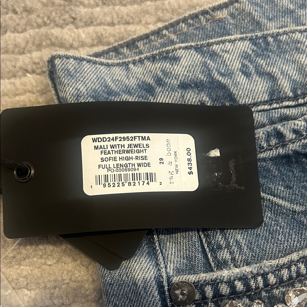 Rag & Bone Embellished Blue Jeans - Picture 5 of 6